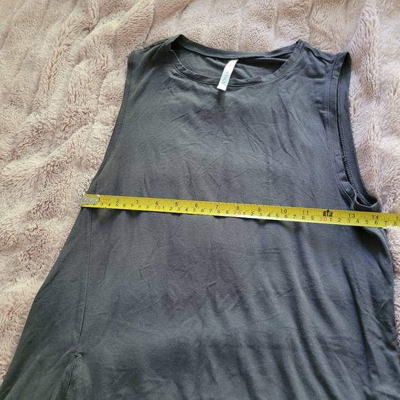 Fabletics Alia Tied Tank XS - Picture 6 of 13